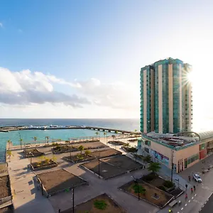 Fee4me: First Line Luxury Apartment Arrecife (Lanzarote)